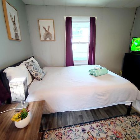 Perfect Combo Of Charm & Comfort- 2Bedroom Home Noblesville Bagian luar foto