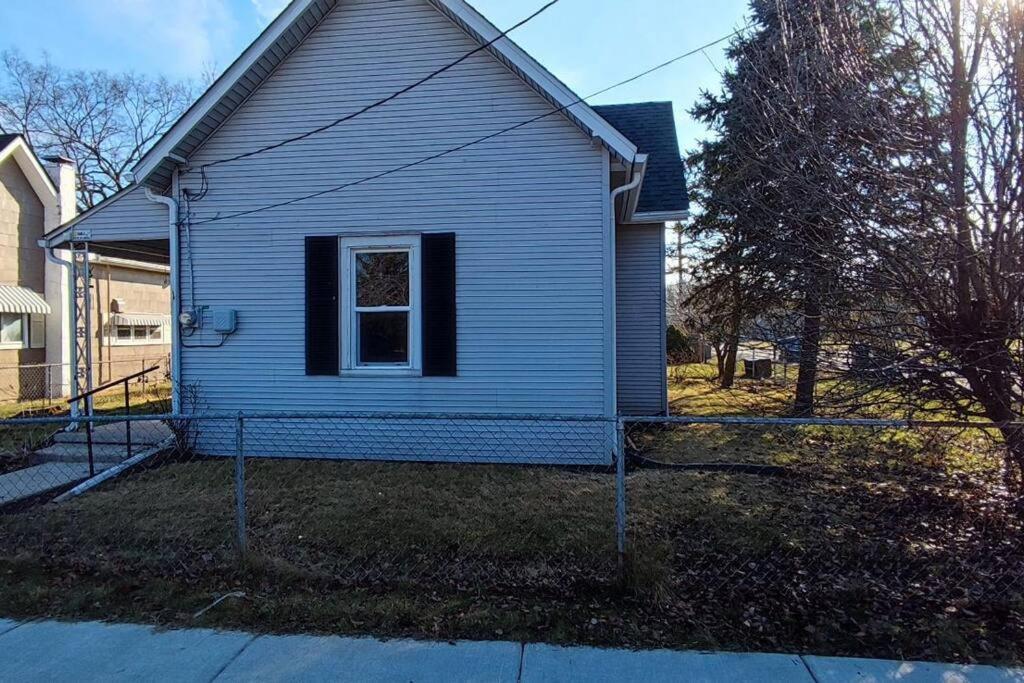 Perfect Combo Of Charm & Comfort- 2Bedroom Home Noblesville Bagian luar foto