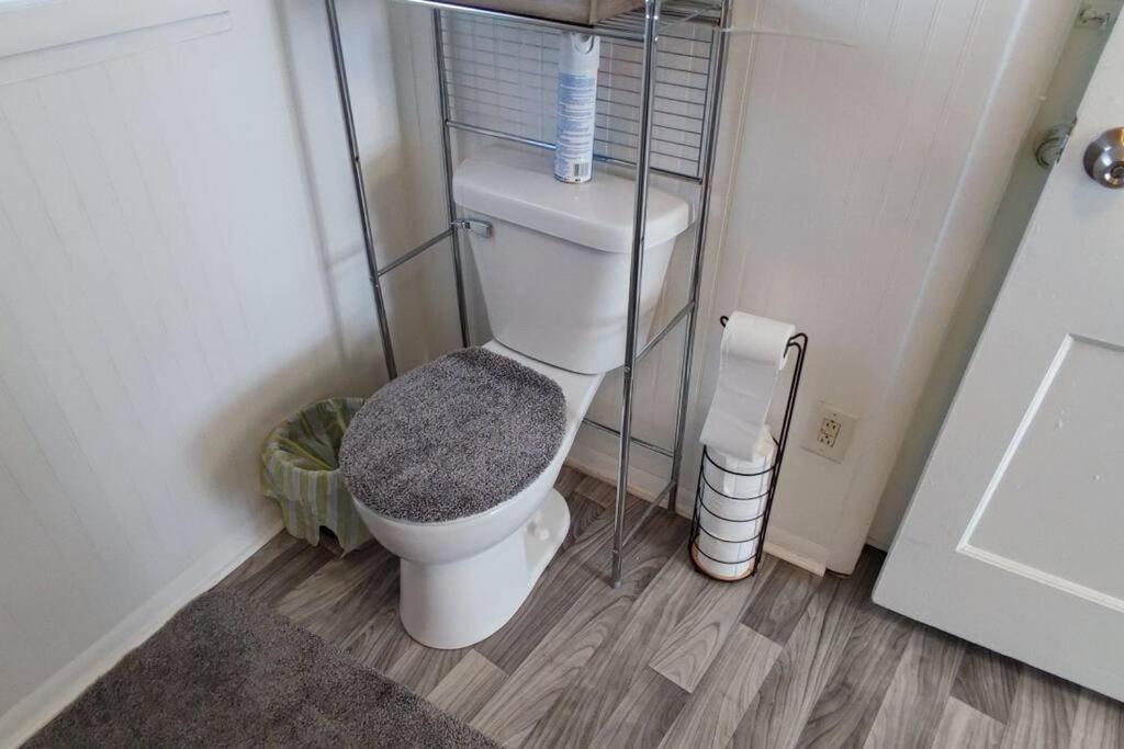 Perfect Combo Of Charm & Comfort- 2Bedroom Home Noblesville Bagian luar foto