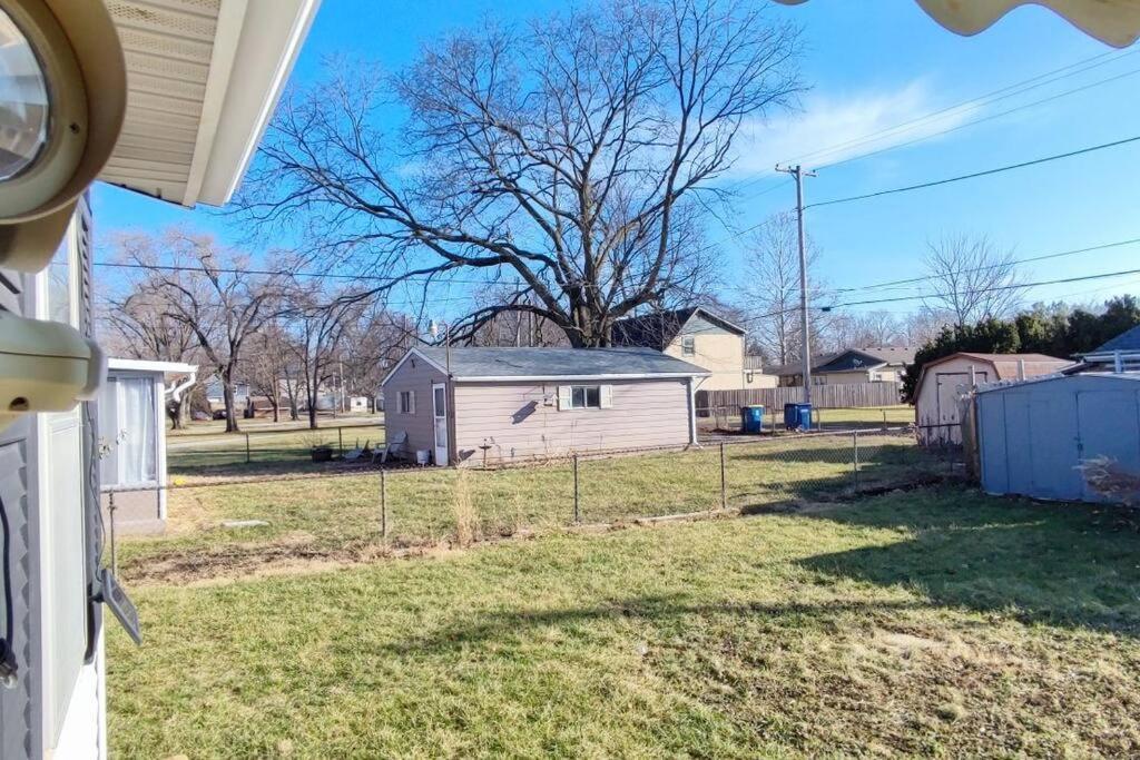 Perfect Combo Of Charm & Comfort- 2Bedroom Home Noblesville Bagian luar foto
